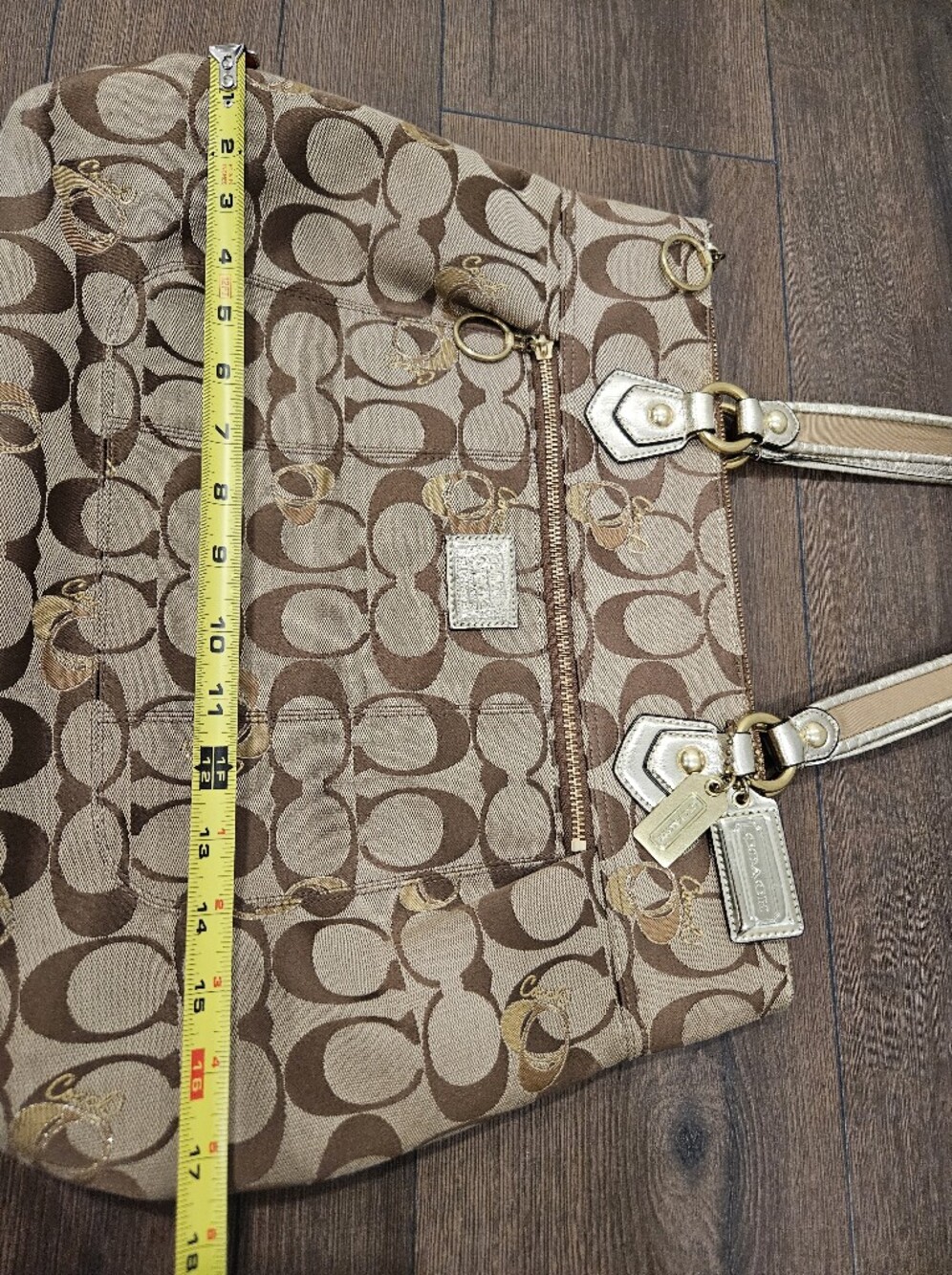 Coach Poppy Signature Hearts Glam Tote 18711 Khaki Gold RARE - Picture 14 of 15